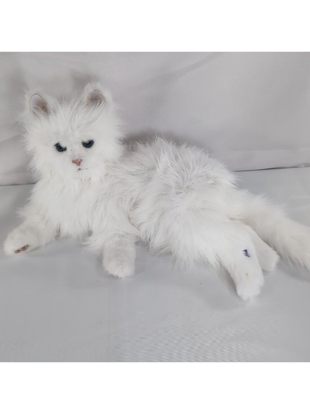 Hasbro Furreal Friends 2009 Lulu My Cuddlin Kitty White Persian Cat Purrs READ